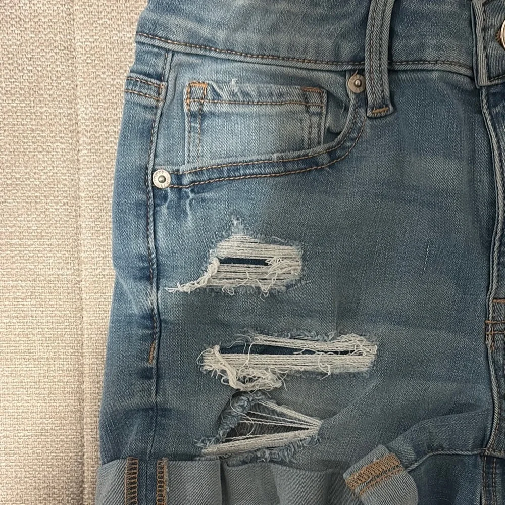 Aeropostale Women's Blue High Waisted Distressed Denim Shorts - Picture 6 of 9